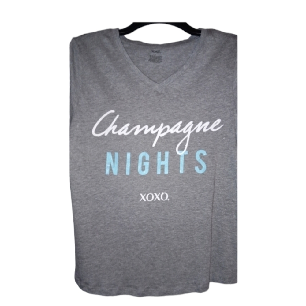 Xoxo champagne nights gray tee shirt